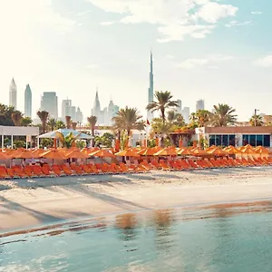 ***** Resort Marine & Emiratos Árabes Unidos